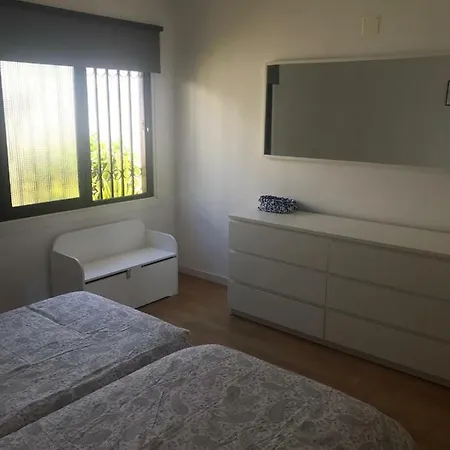 Residencial Las Flores Апартаменты *