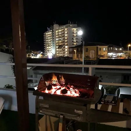 Residencial Las Flores Адехе