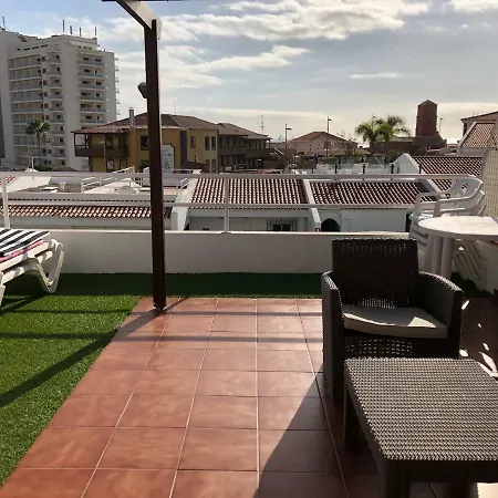 Residencial Las Flores Апартаменты Адехе